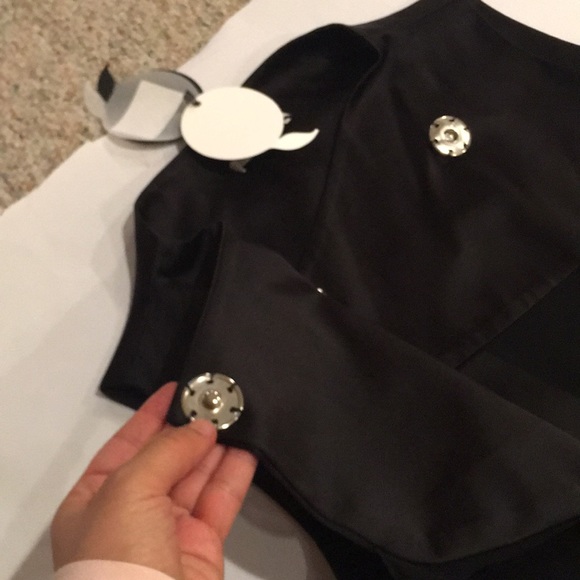 Vest - Picture 8 of 8